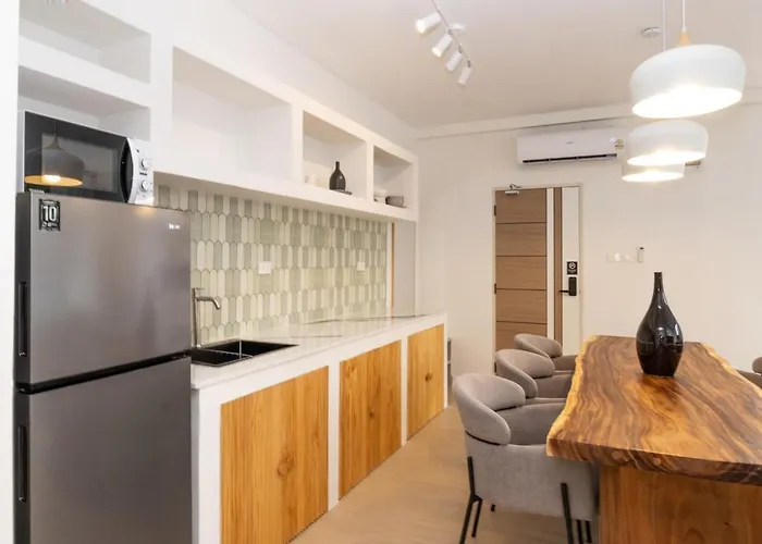 아파트 3 Bedroom For 6 Guests Family In The Heart Of Sathorn